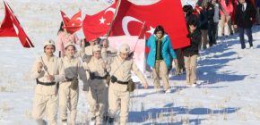 ÇAMLICA OKULLARIN'DAN VEFA YÜRÜYÜŞÜ