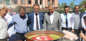 ÇAMLICA OKULLARINDA GELENEKSEL AŞURE İKRAMI