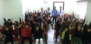 ÖĞRENCİLERİMİZE AĞIZ VE DİŞ SAĞLIĞI İLE İLGİLİ SEMİNER