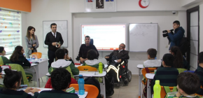 ÖZEL MALATYA ÇAMLICA KOLEJİNDE 3 ARALIK DÜNYA ENGELLİLER GÜNÜ'NDE İMZA GÜNÜ