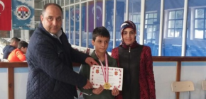 MALATYA BAHAR SATRANÇ TURNUVASI GALİPLERİ ÖZEL ÇAMLICA OKULLARI