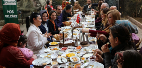 1B SINIFI ARTIK OKUYORUZ KAHVALTISI