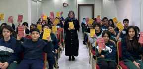 Yazar Selcen Yüksel Arvas, Çamlıca Koleji’nde Öğrencilerle Bir Araya Geldi